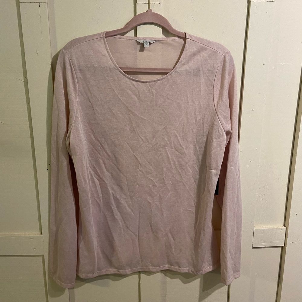 Guess lightweight long sleeve T-shirt size xl nwt
